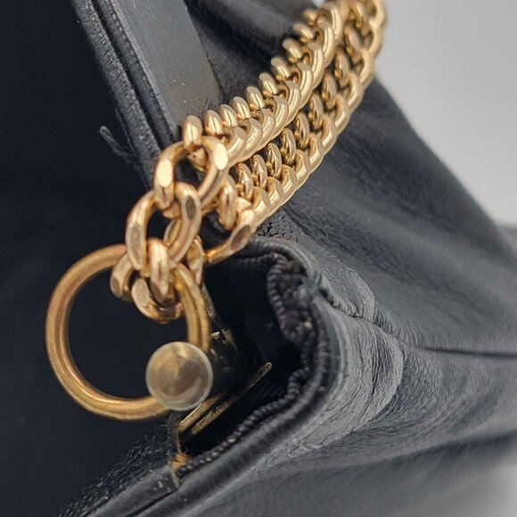 Vintage Black Leather Clutch Purse With Gold Chain Strap & Snap Closure By Ande - Picture 4 of 16